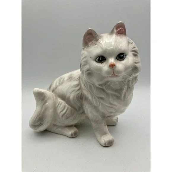 Vintage Ceramic Figurine Persian Kitten/Cat Statue Home Decor Pet Lover 6.5" - Picture 1 of 4